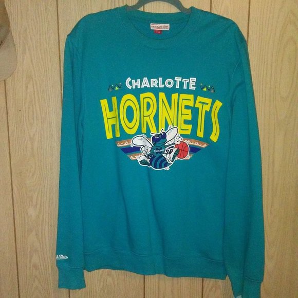 Mitchell & Ness Other - Charlotte Hornets Mitchell & Ness Crewneck Sweatshirt